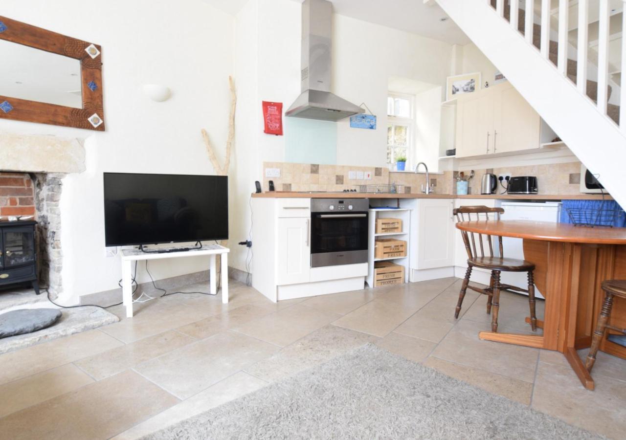 Carolines Cottage 스와니지 외부 사진